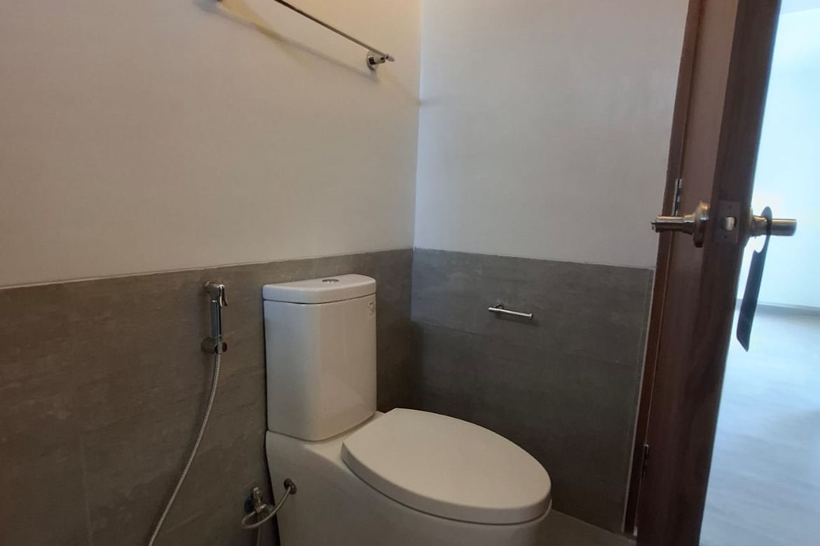 2 Bedroom Condo for Sale in Greenhills, San Juan, Metro Manila near MRT-3 Santolan – photo 7