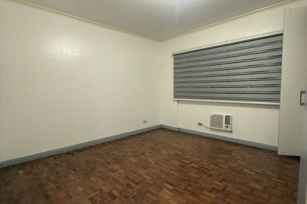 2 Bedroom Condo for Sale in Greenhills, San Juan, Metro Manila near MRT-3 Santolan