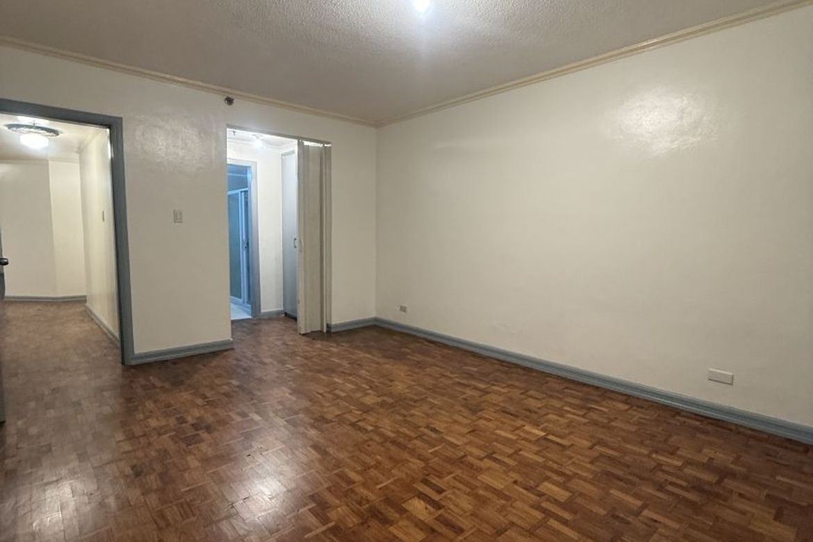 2 Bedroom Condo for Sale in Greenhills, San Juan, Metro Manila near MRT-3 Santolan – photo 2
