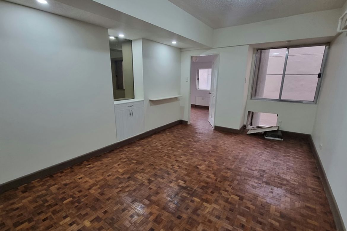 2 Bedroom Condo for Sale in Greenhills, San Juan, Metro Manila near MRT-3 Santolan – photo 4