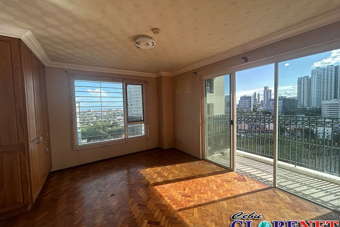 2 Bedroom Condo for Sale in Hippodromo, Cebu City, Cebu