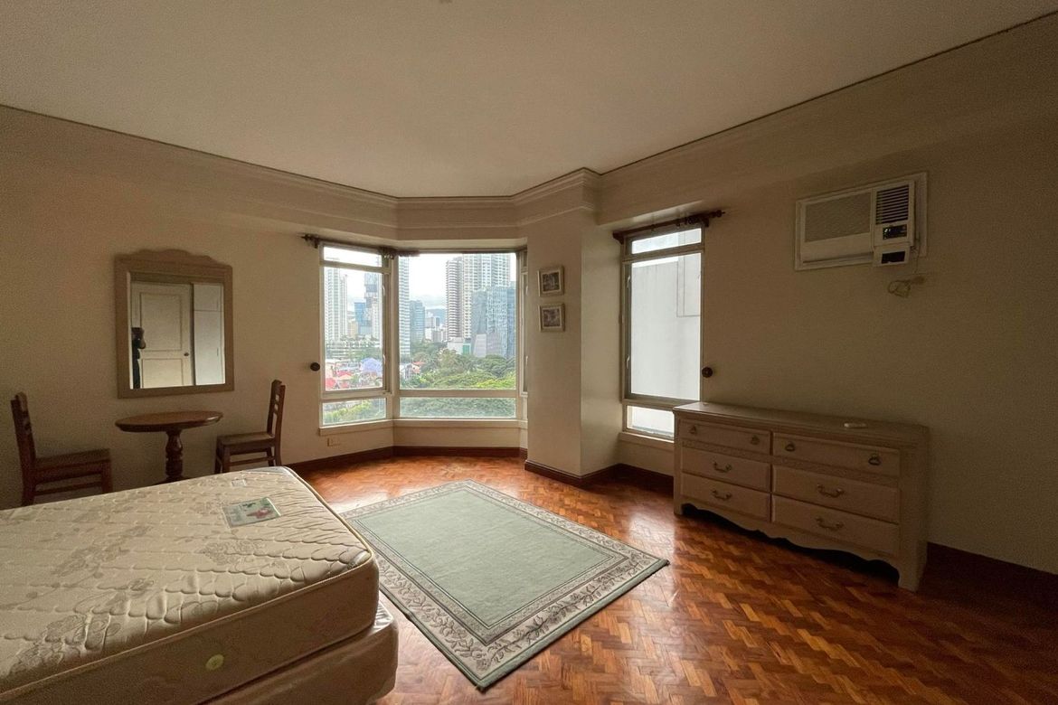 2 Bedroom Condo for Sale in Hippodromo, Cebu City, Cebu