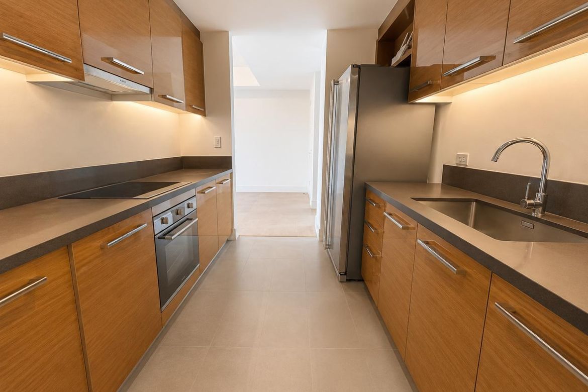 2 Bedroom Condo for Sale in Joya Lofts and Towers, Guadalupe Viejo, Makati City near MRT-3 Guadalupe – photo 2