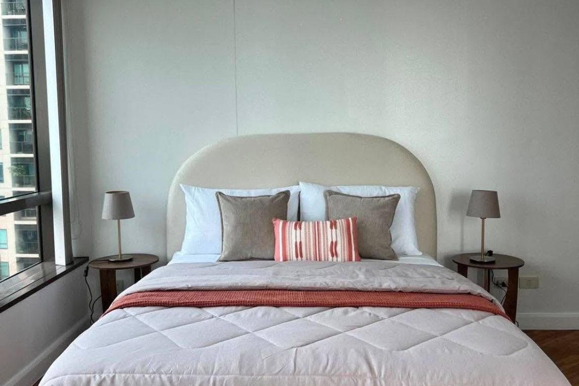 2 Bedroom Condo for Sale in Joya Lofts and Towers, Rockwell, Makati City near MRT-3 Guadalupe – photo 5