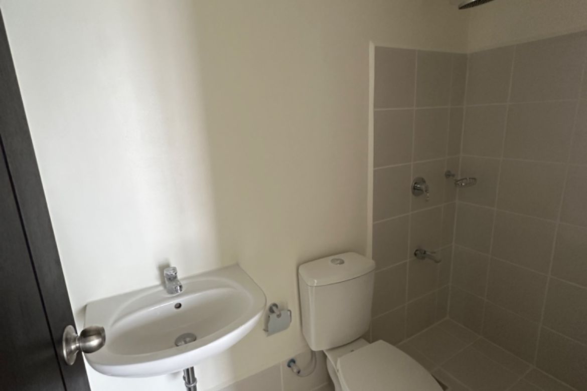 2 Bedroom Condo for Sale in Kasara Urban Resort Residences, Ugong, Pasig, Metro Manila – photo 6