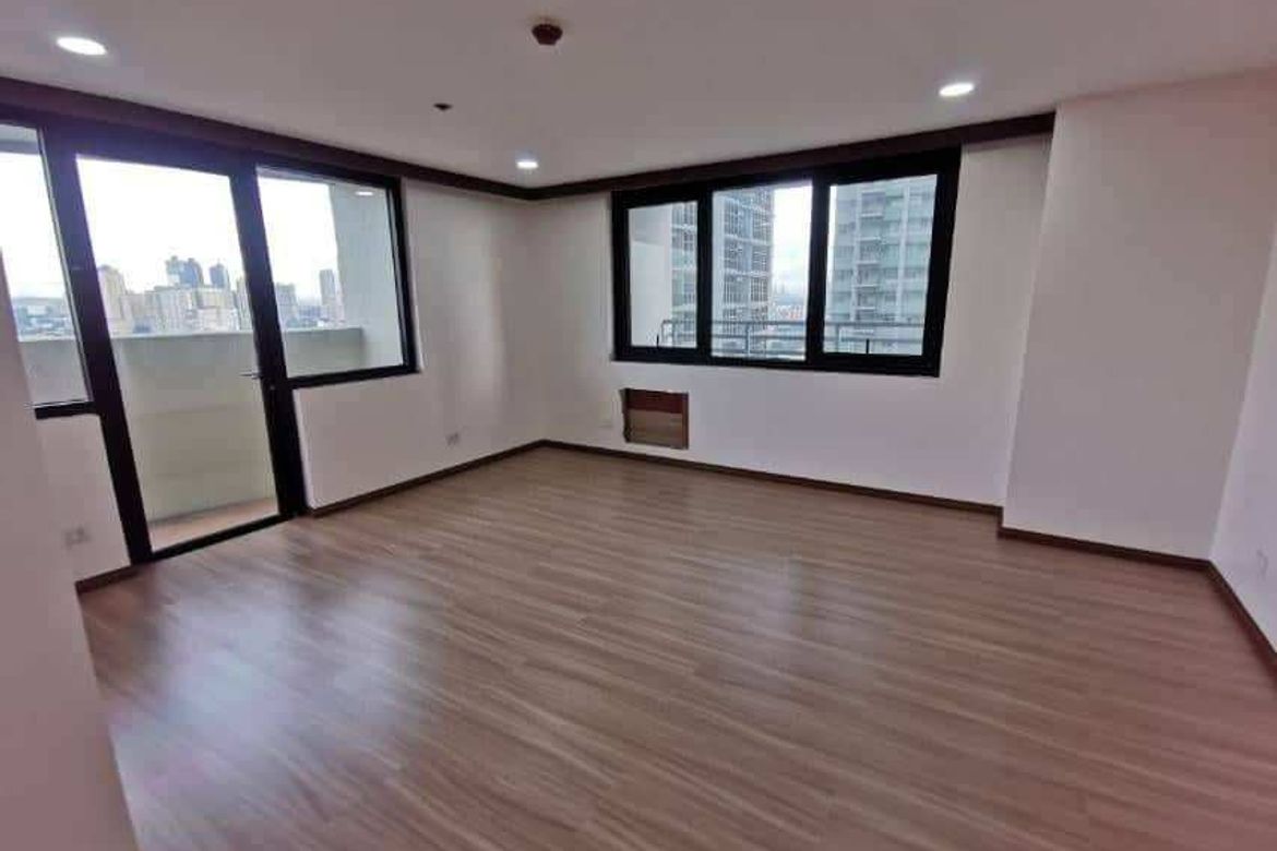 2 Bedroom Condo for Sale in Kaunlaran, Quezon City, Metro Manila near LRT-2 Betty Go-Belmonte – photo 2
