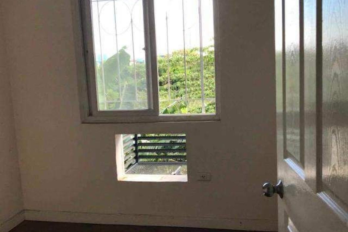2 Bedroom Condo for Sale in Lakeview Manors, Ususan, Taguig, Metro Manila – photo 7