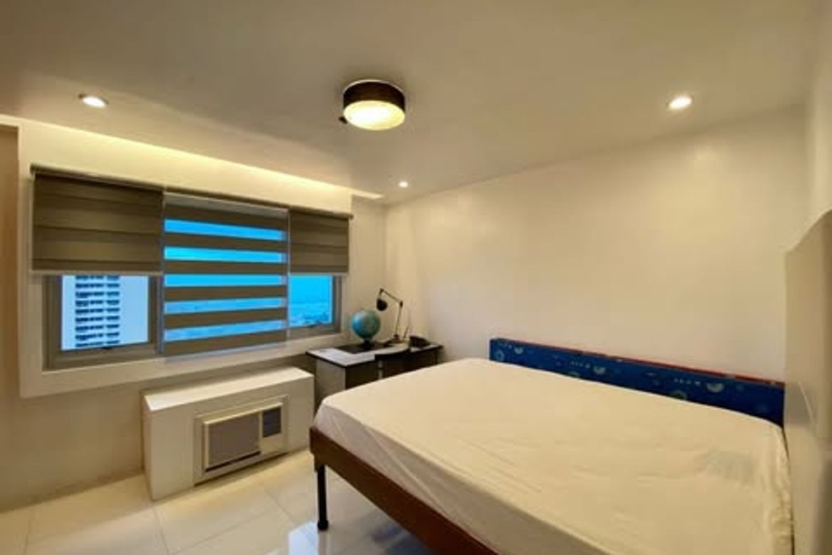2 Bedroom Condo for Sale in Little Baguio, San Juan, Metro Manila