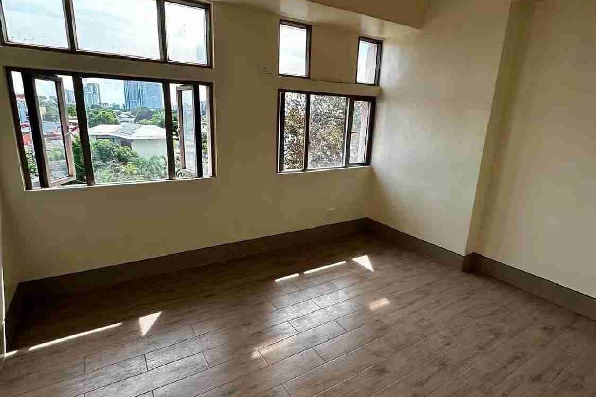 2 Bedroom Condo for Sale in Little Baguio Terraces, Ermitaño, San Juan, Metro Manila near LRT-2 J. Ruiz – photo 6