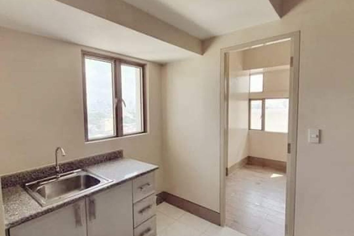 2 Bedroom Condo for Sale in Little Baguio Terraces, Ermitaño, San Juan, Metro Manila near LRT-2 J. Ruiz – photo 5