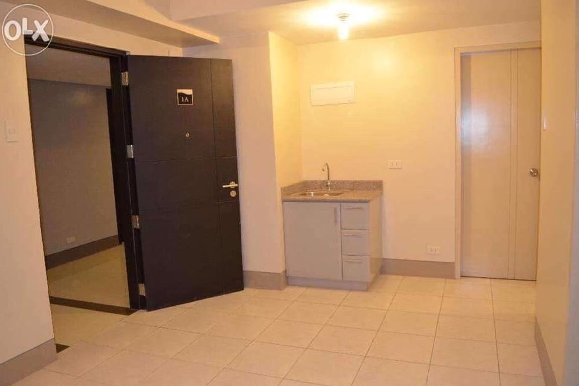 2 Bedroom Condo for Sale in Little Baguio Terraces, Ermitaño, San Juan, Metro Manila near LRT-2 J. Ruiz – photo 6