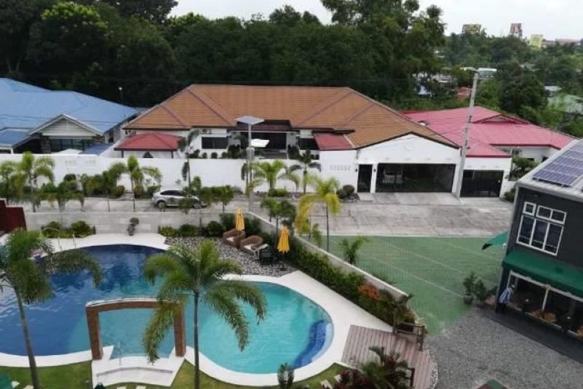 2 Bedroom Condo for Sale in Lourdes North West, Angeles, Pampanga – photo 4