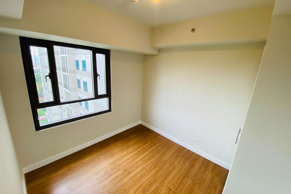 2 Bedroom Condo for Sale in Loyola Heights, Quezon City, Metro Manila near LRT-2 Katipunan – photo 6