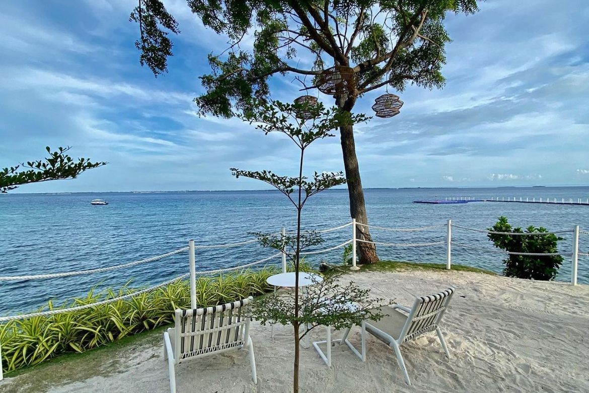 2 Bedroom Condo for Sale in Mactan, Lapu-Lapu, Cebu