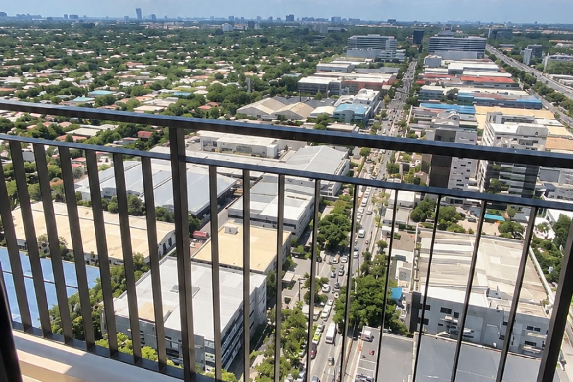 2 Bedroom Condo for Sale in Magallanes, Makati City near MRT-3 Magallanes – photo 11