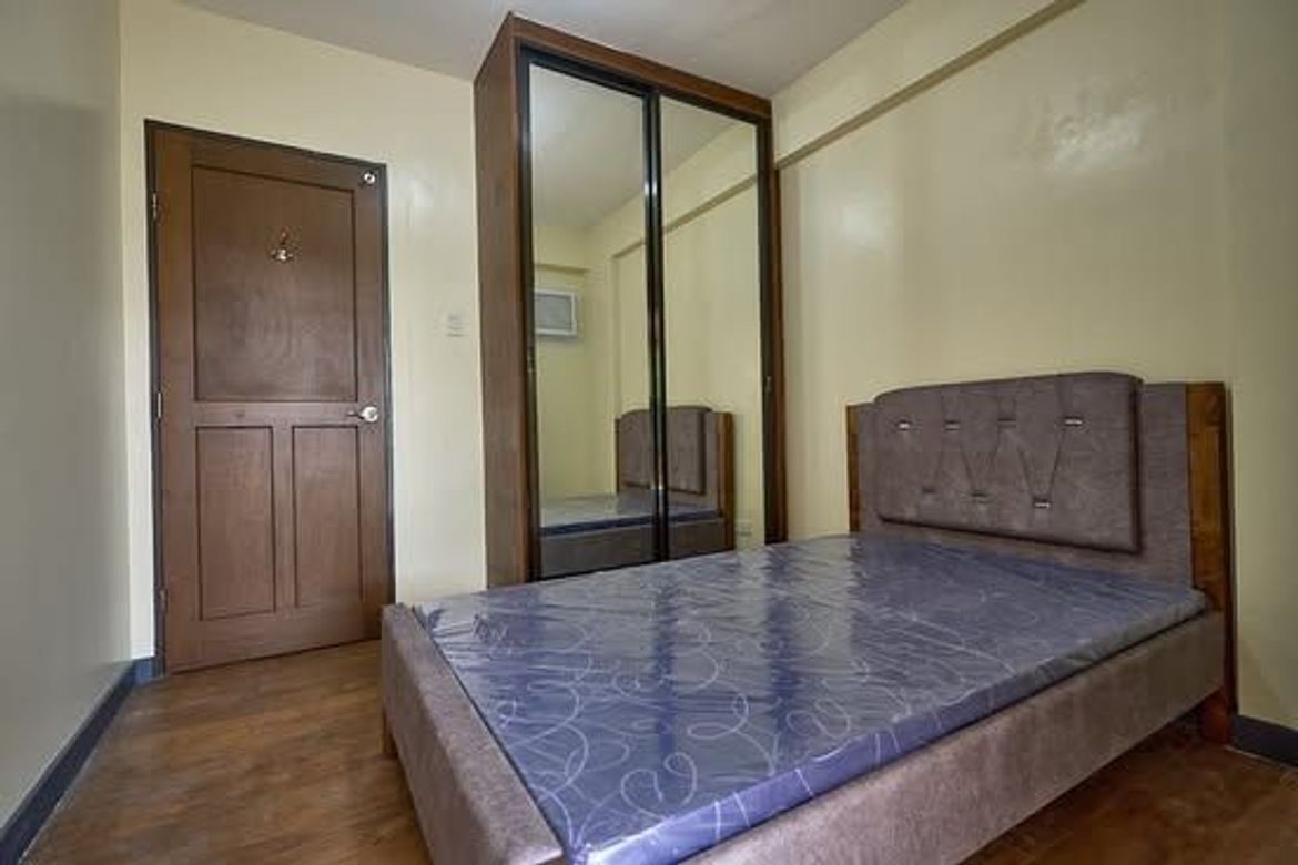 2 Bedroom Condo for Sale in Magnolia Place, Talipapa, Quezon City, Metro Manila – photo 3