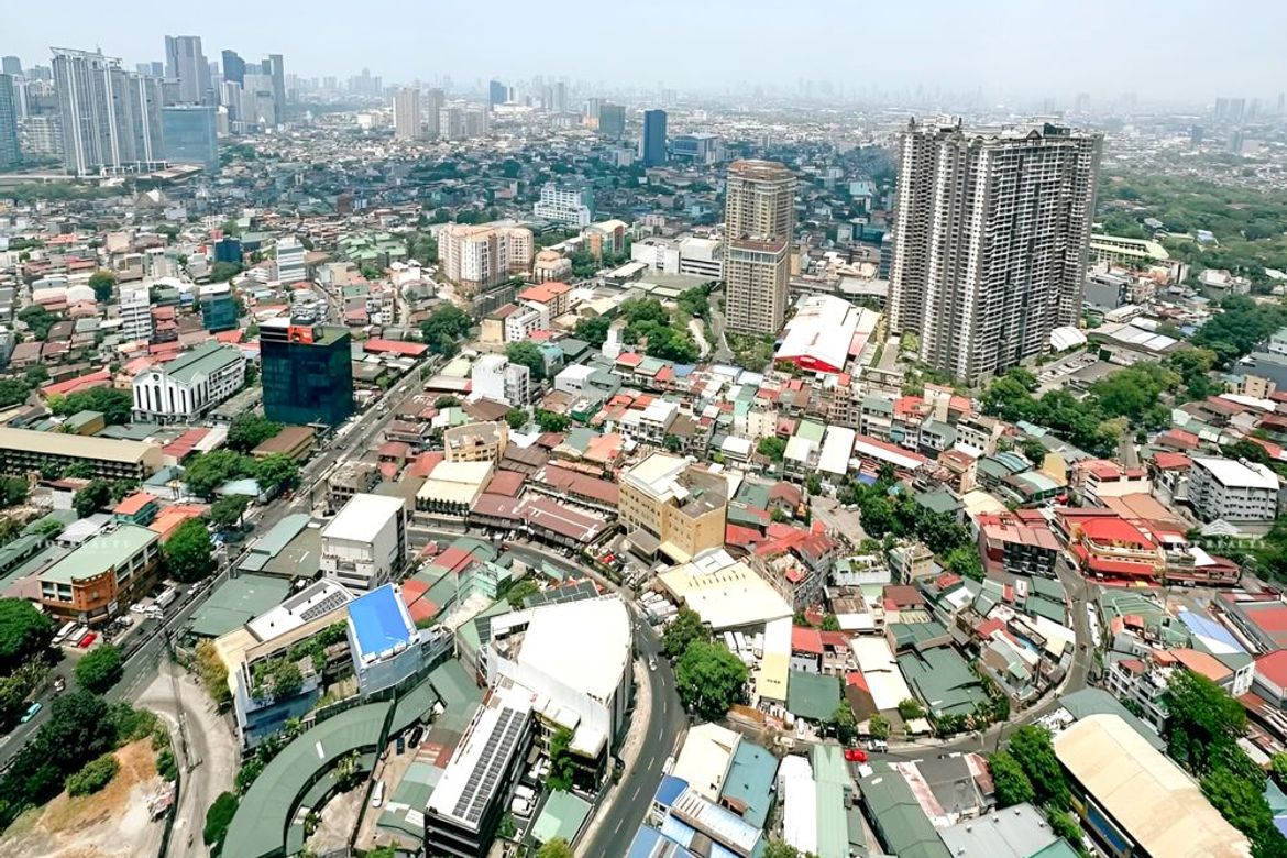 2 Bedroom Condo for Sale in Malamig, Mandaluyong, Metro Manila near MRT-3 Boni – photo 2