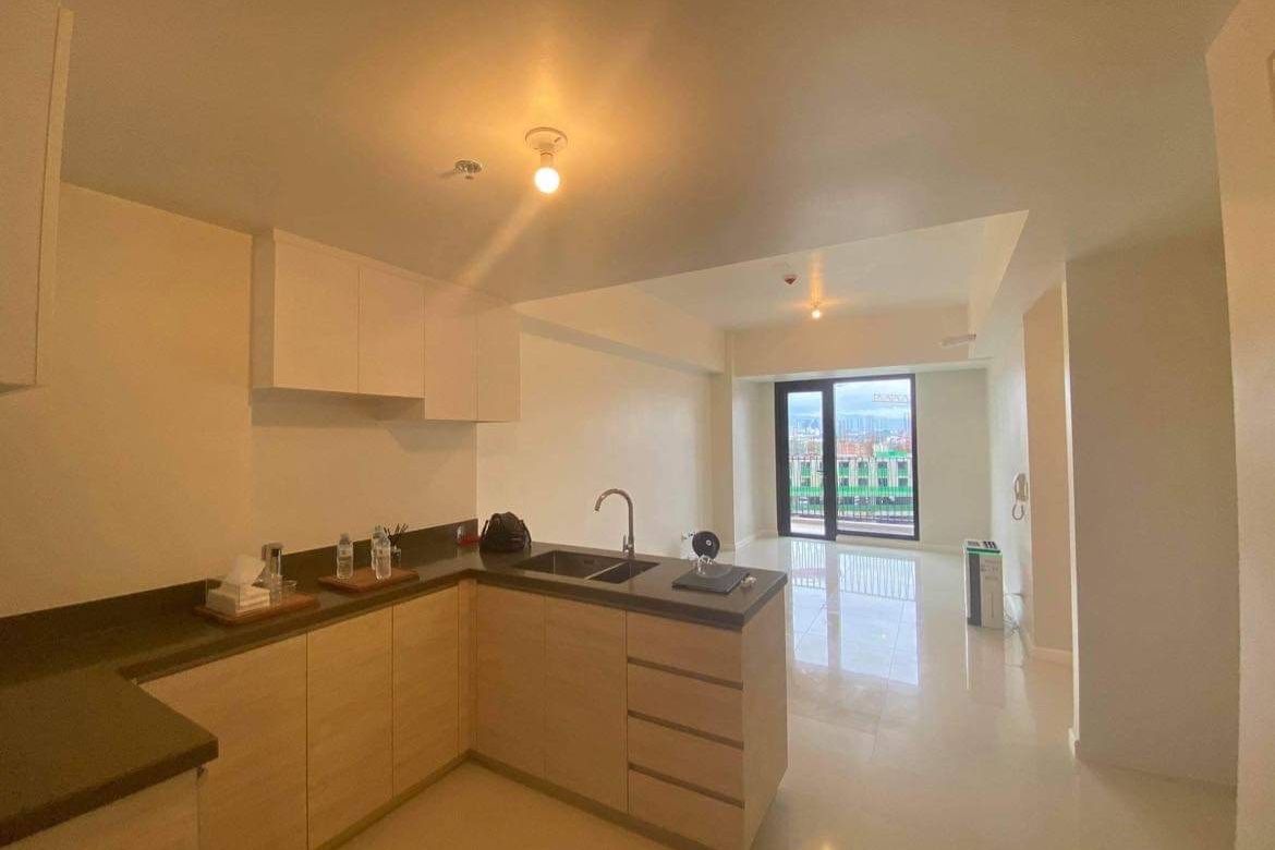 2 Bedroom Condo for Sale in Mandani Bay Suites, Tipolo, Mandaue, Cebu