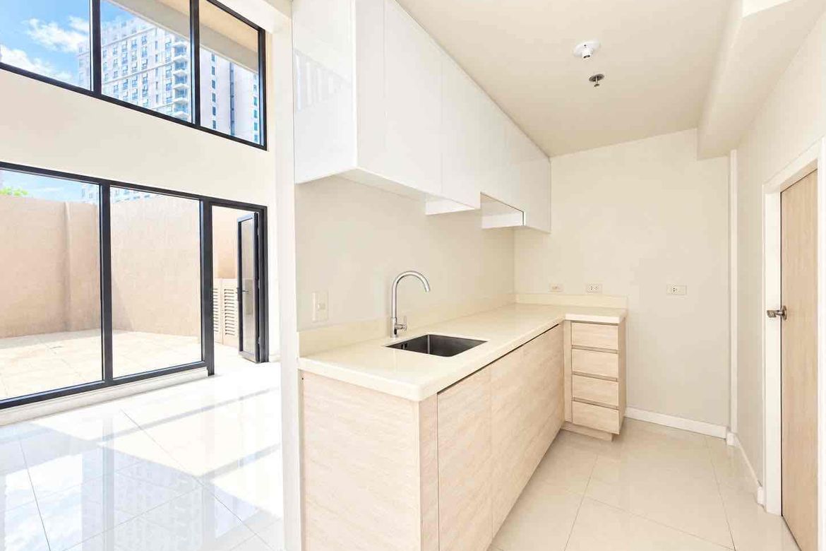 2 Bedroom Condo for Sale in Mandani Bay Suites, Tipolo, Mandaue, Cebu – photo 8