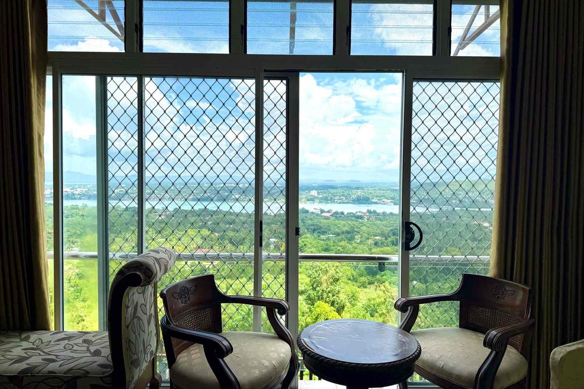 2 Bedroom Condo for Sale in Mayacabac, Dauis, Bohol