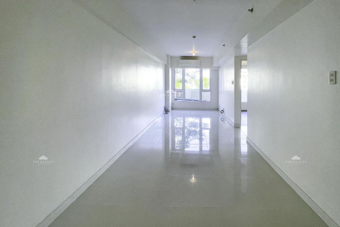 2 Bedroom Condo for Sale in Oak Harbor Residences, Don Bosco, Parañaque, Metro Manila