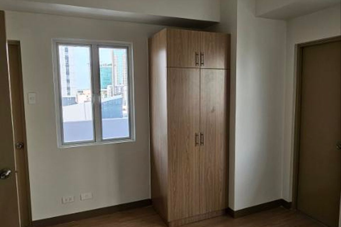 2 Bedroom Condo for Sale in One Hidalgo, Malate, Manila, Metro Manila near LRT-1 Pedro Gil – photo 3
