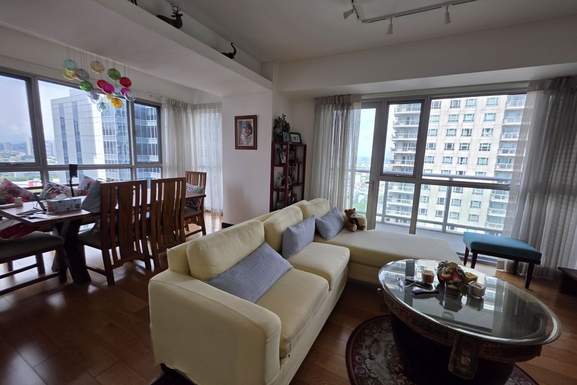 2 Bedroom Condo for Sale in One Serendra, BGC, Taguig – photo 2