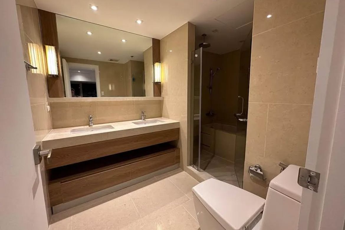 2 Bedroom Condo for Sale in One Shangri-La Place, Wack-Wack Greenhills, Mandaluyong, Metro Manila near MRT-3 Shaw Boulevard – photo 5