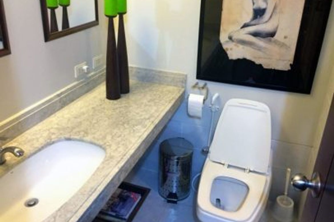 2 Bedroom Condo for Sale in One Shangri-La Place, Wack-Wack Greenhills, Mandaluyong, Metro Manila near MRT-3 Shaw Boulevard – photo 3