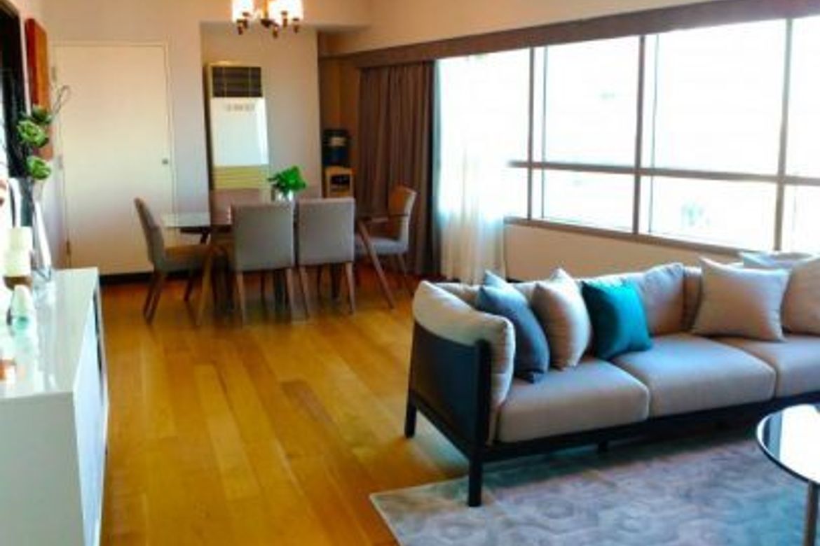 2 Bedroom Condo for Sale in One Shangri-La Place, Wack-Wack Greenhills, Mandaluyong, Metro Manila near MRT-3 Shaw Boulevard