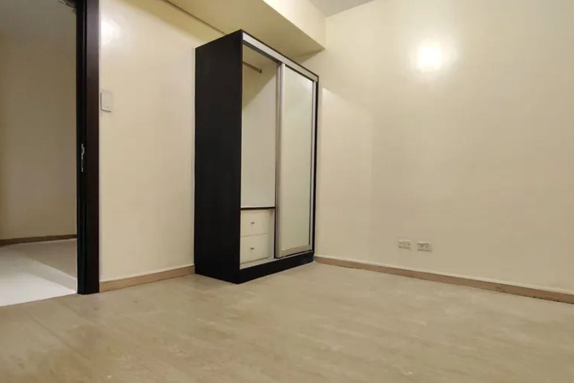 2 Bedroom Condo for Sale in One Shangri-La Place, Wack-Wack Greenhills, Mandaluyong, Metro Manila near MRT-3 Shaw Boulevard – photo 6