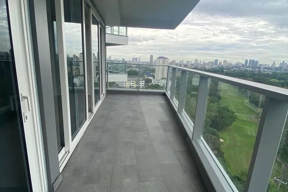 2 Bedroom Condo for Sale in One Shangri-La Place, Wack-Wack Greenhills, Mandaluyong, Metro Manila near MRT-3 Shaw Boulevard – photo 4