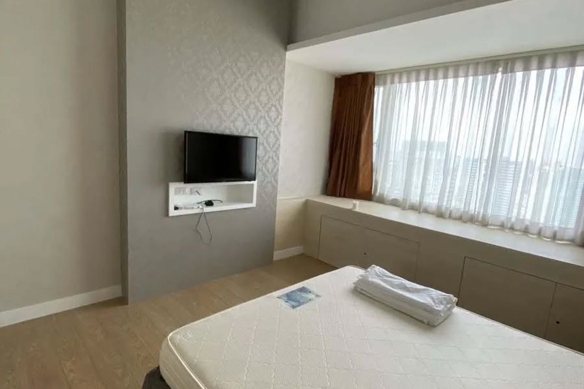 2 Bedroom Condo for Sale in One Shangri-La Place, Wack-Wack Greenhills, Mandaluyong, Metro Manila near MRT-3 Shaw Boulevard – photo 4