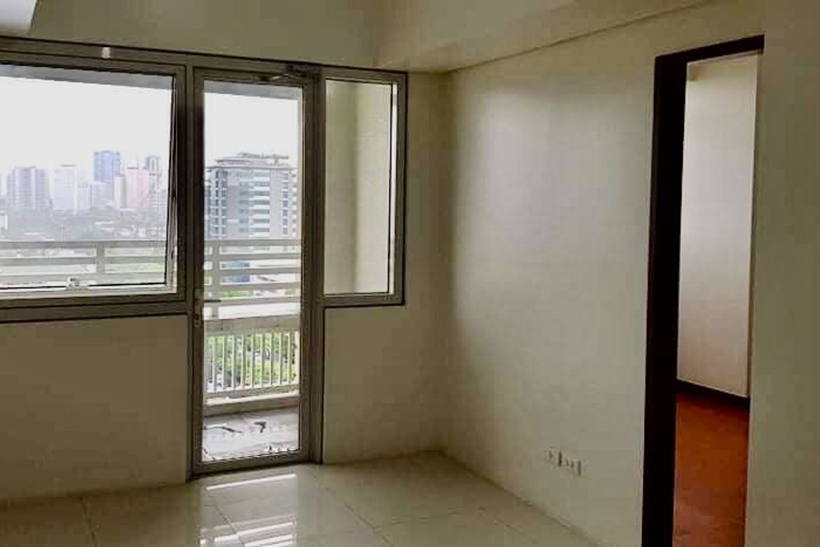 2 Bedroom Condo for Sale in One Wilson Square, Greenhills, San Juan, Metro Manila – photo 4