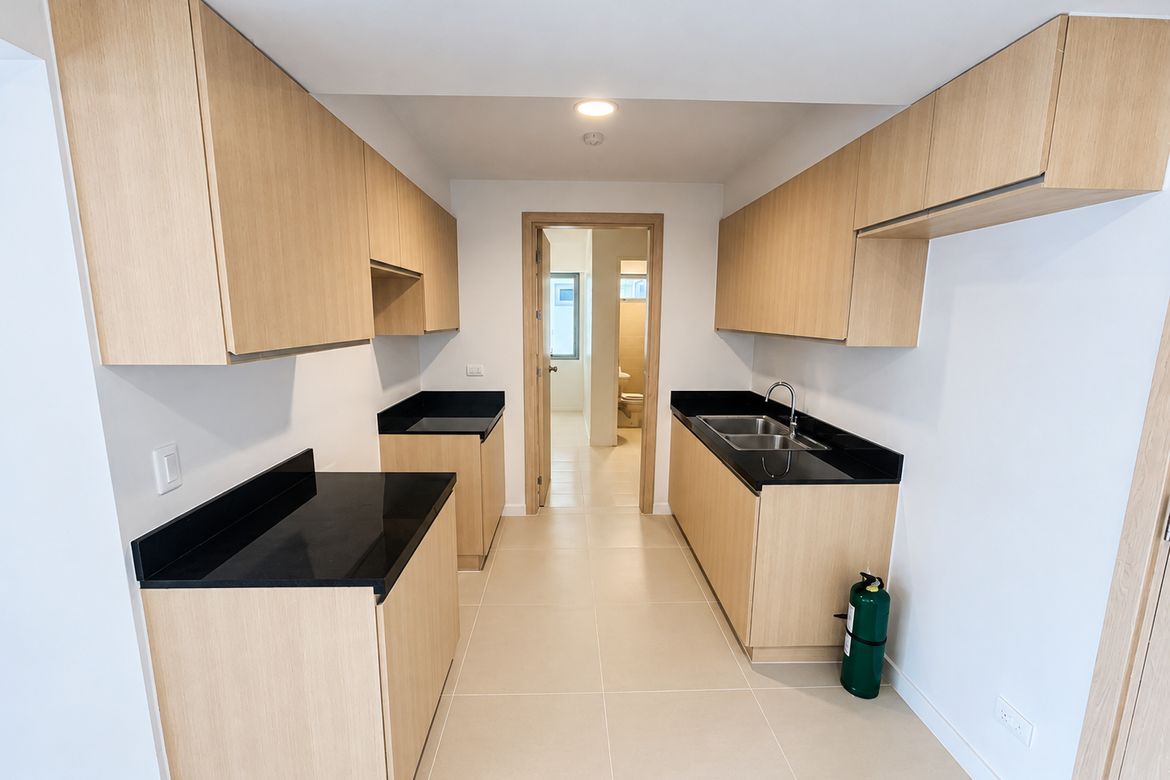 2 Bedroom Condo for Sale in Orean Place at Vertis North, Bagong Pag-Asa, Quezon City, Metro Manila near MRT-3 Quezon Avenue – photo 8