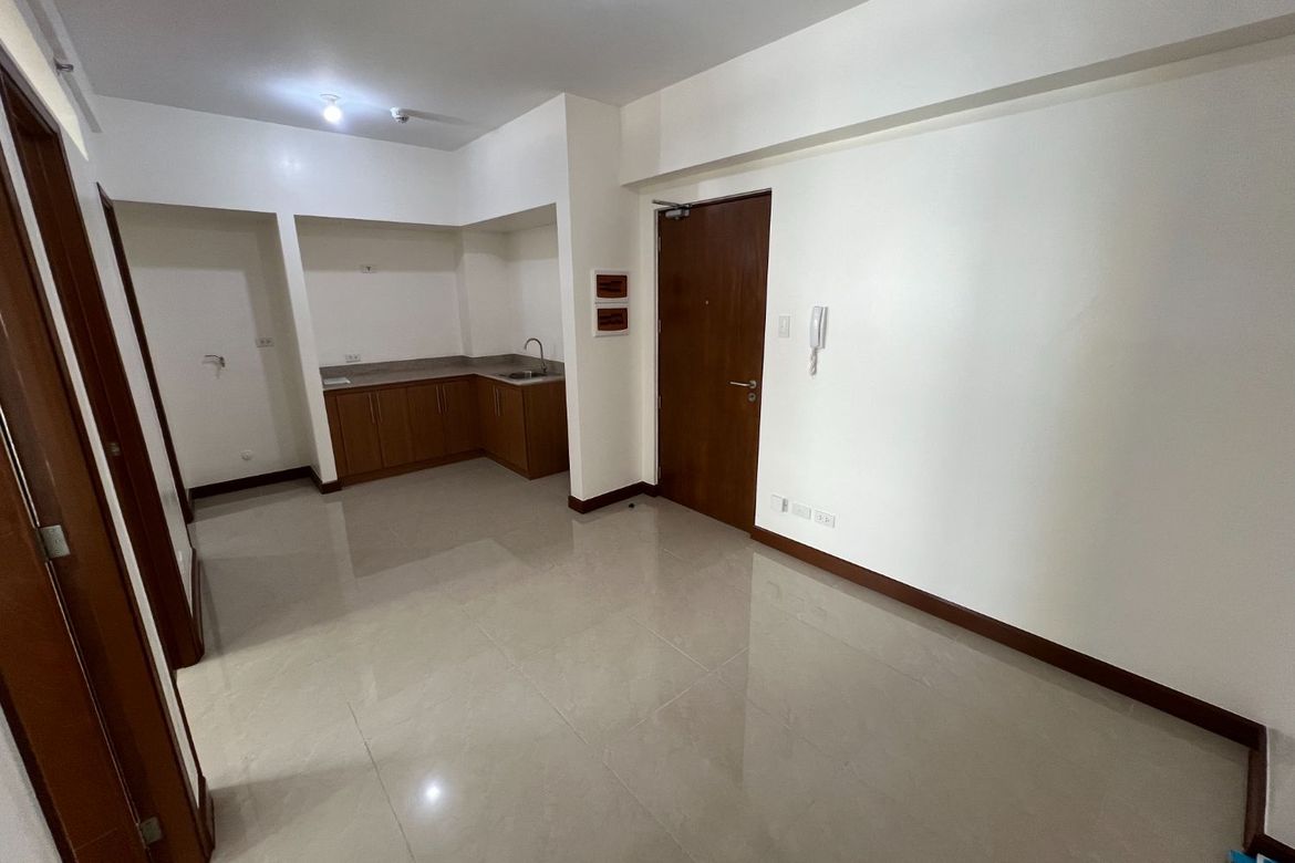 2 Bedroom Condo for Sale in Palm Beach West, Barangay 76, Pasay, Metro Manila near LRT-1 Libertad