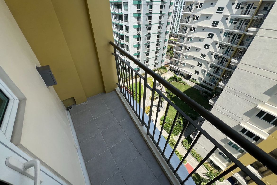 2 Bedroom Condo for Sale in Palm Beach West, Barangay 76, Pasay, Metro Manila near LRT-1 Libertad – photo 7