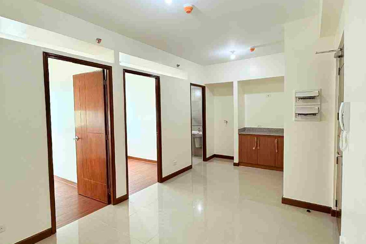 2 Bedroom Condo for Sale in Palm Beach West, Barangay 76, Pasay, Metro Manila near LRT-1 Libertad – photo 2