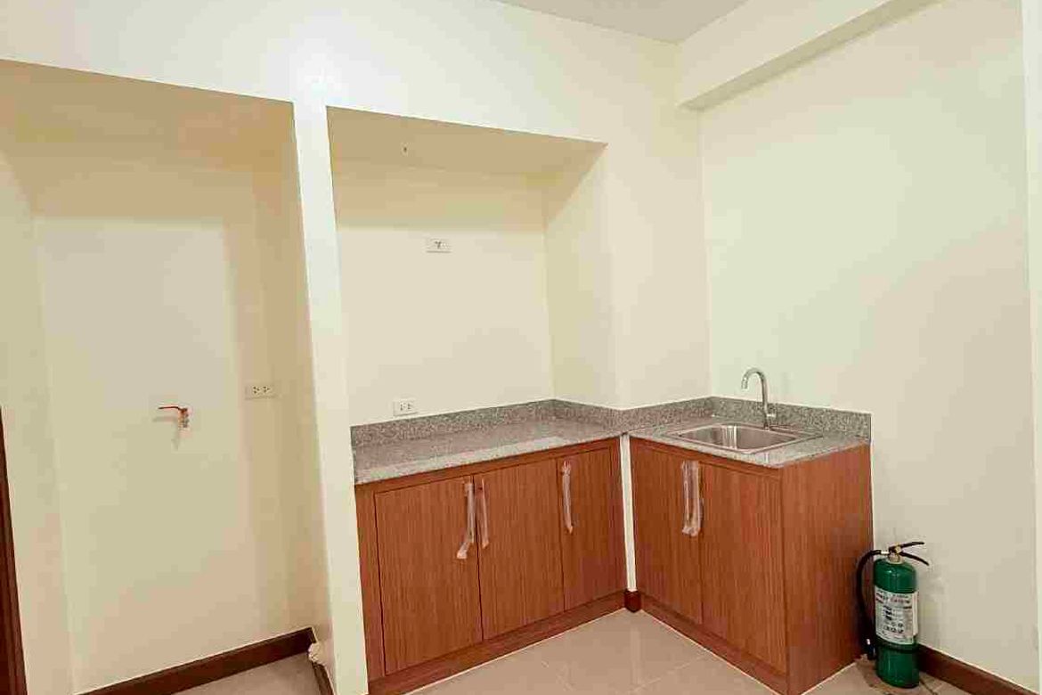 2 Bedroom Condo for Sale in Palm Beach West, Barangay 76, Pasay, Metro Manila near LRT-1 Libertad – photo 3