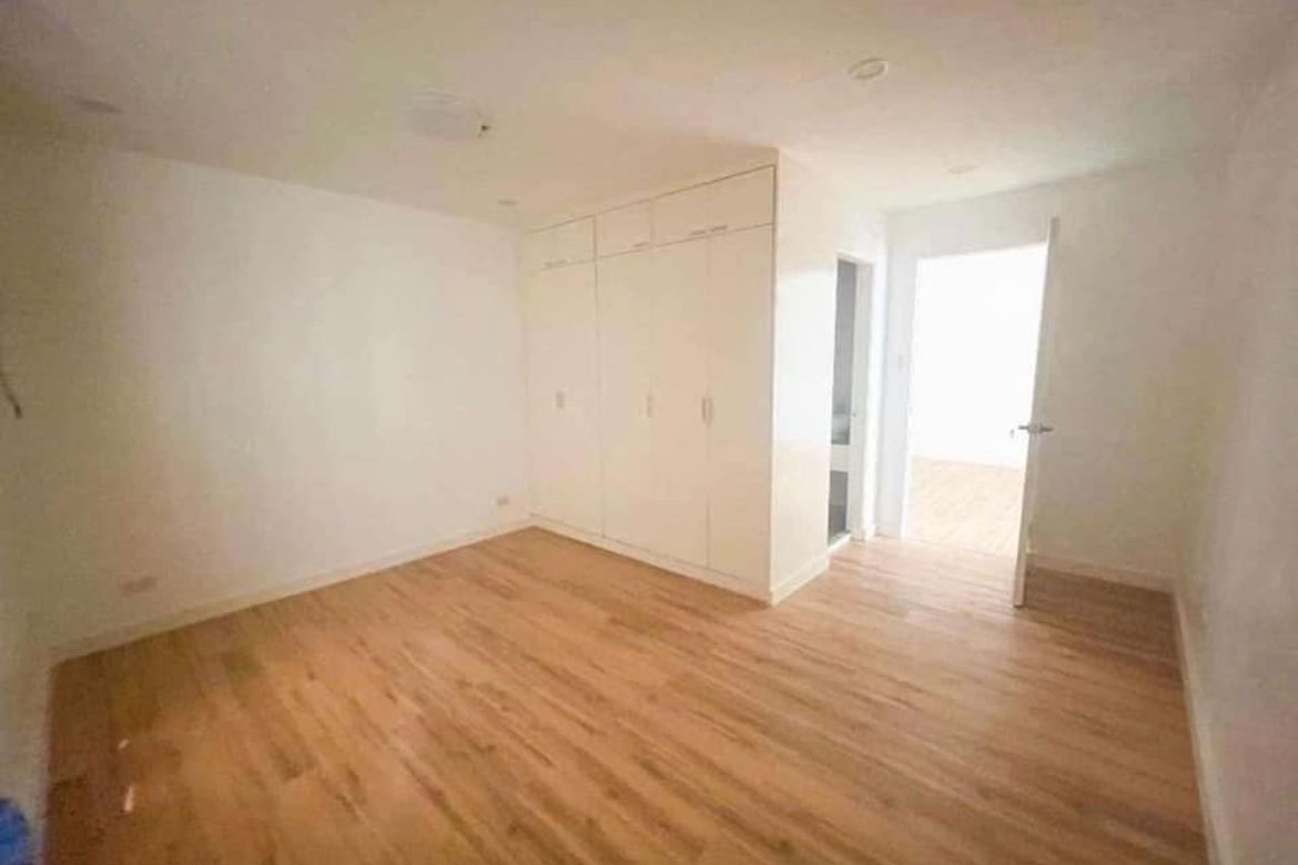 2 Bedroom Condo for Sale in Parc Royale, San Antonio, Pasig, Metro Manila near MRT-3 Ortigas – photo 3