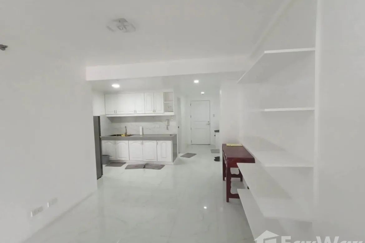 2 Bedroom Condo for Sale in Parc Royale, San Antonio, Pasig, Metro Manila near MRT-3 Ortigas – photo 4
