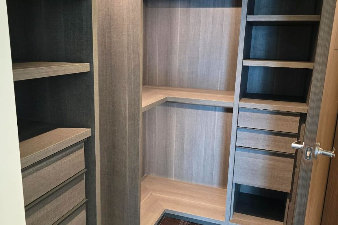 2 Bedroom Condo for Sale in Park Central Towers, Urdaneta, Makati City near MRT-3 Ayala – photo 10