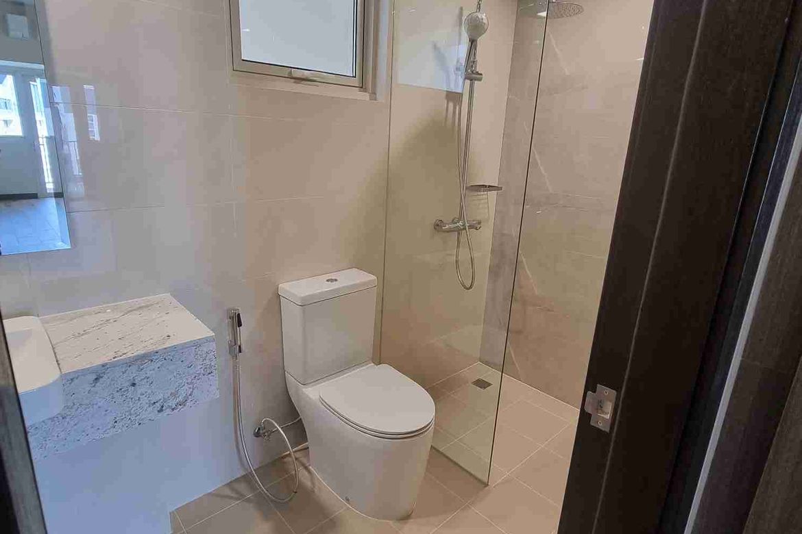 2 Bedroom Condo for Sale in Park McKinley West, BGC, Taguig – photo 5