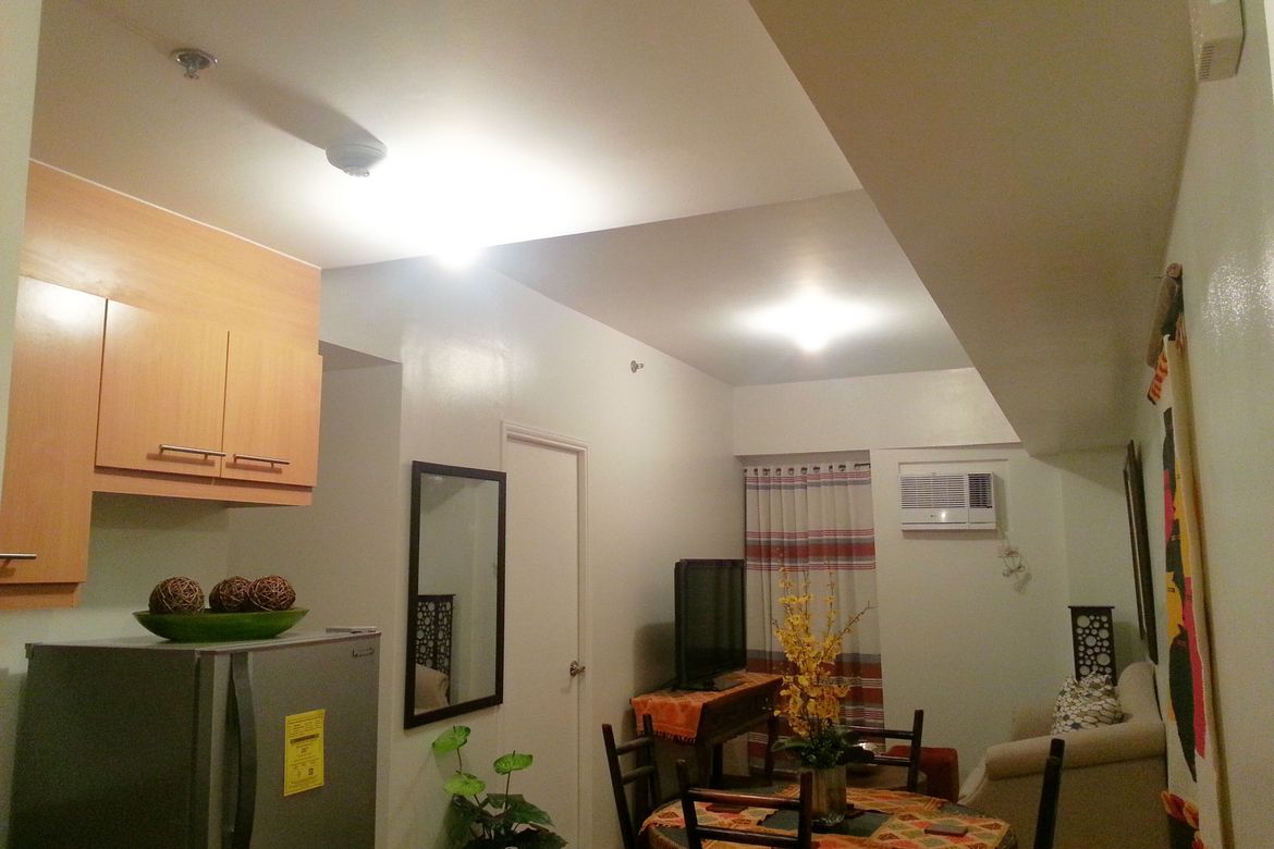 2 Bedroom Condo for Sale in Pio Del Pilar, Makati, Metro Manila – photo 3