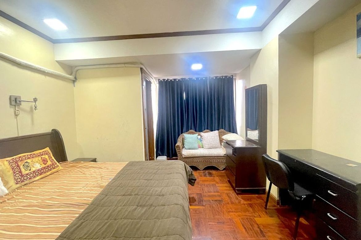 2 Bedroom Condo for Sale in Pio Del Pilar, Makati, Metro Manila – photo 7