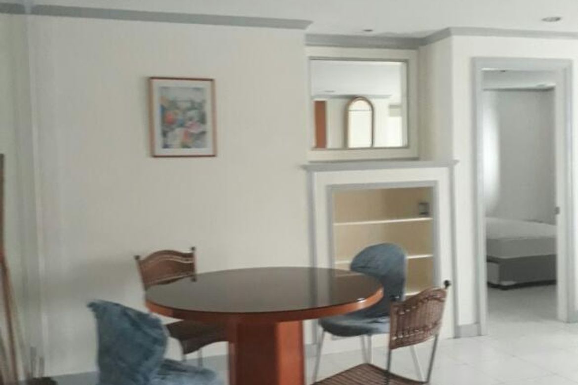 2 Bedroom Condo for Sale in Pio Del Pilar, Makati, Metro Manila – photo 3