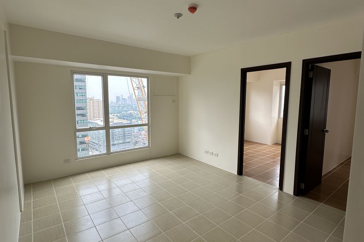 2 Bedroom Condo for Sale in Pioneer Woodlands, Barangka Ilaya, Mandaluyong, Metro Manila near MRT-3 Boni – photo 2