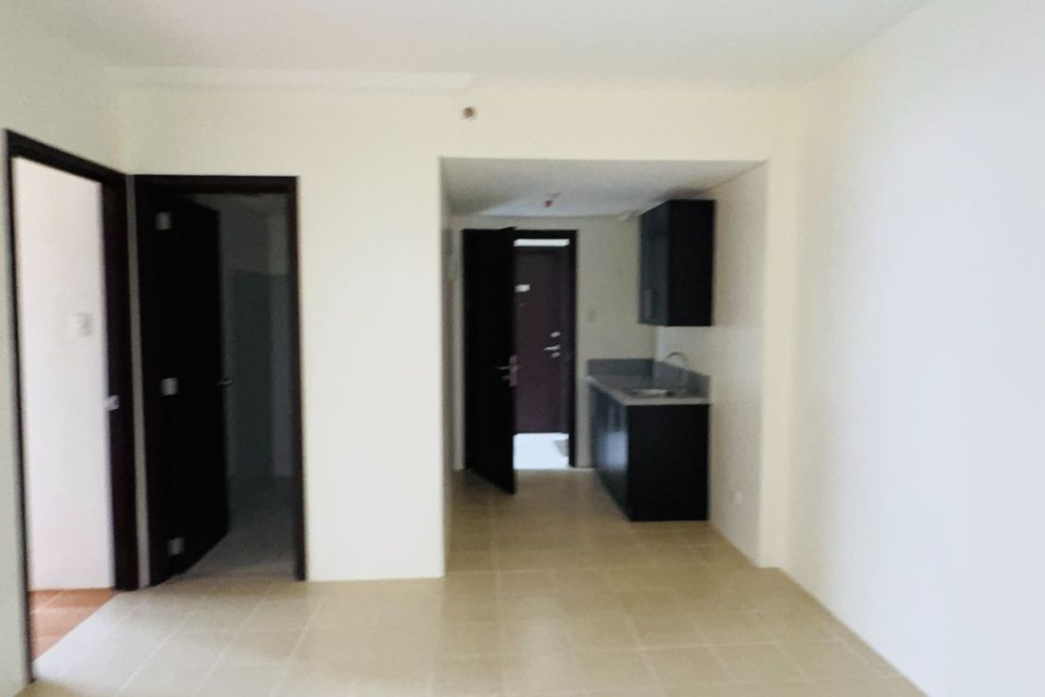 2 Bedroom Condo for Sale in Pioneer Woodlands, Barangka Ilaya, Mandaluyong, Metro Manila near MRT-3 Boni – photo 2