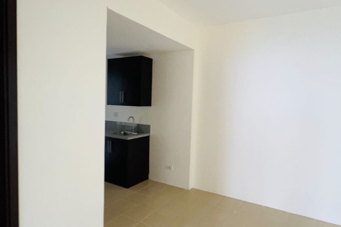 2 Bedroom Condo for Sale in Pioneer Woodlands, Barangka Ilaya, Mandaluyong, Metro Manila near MRT-3 Boni – photo 5