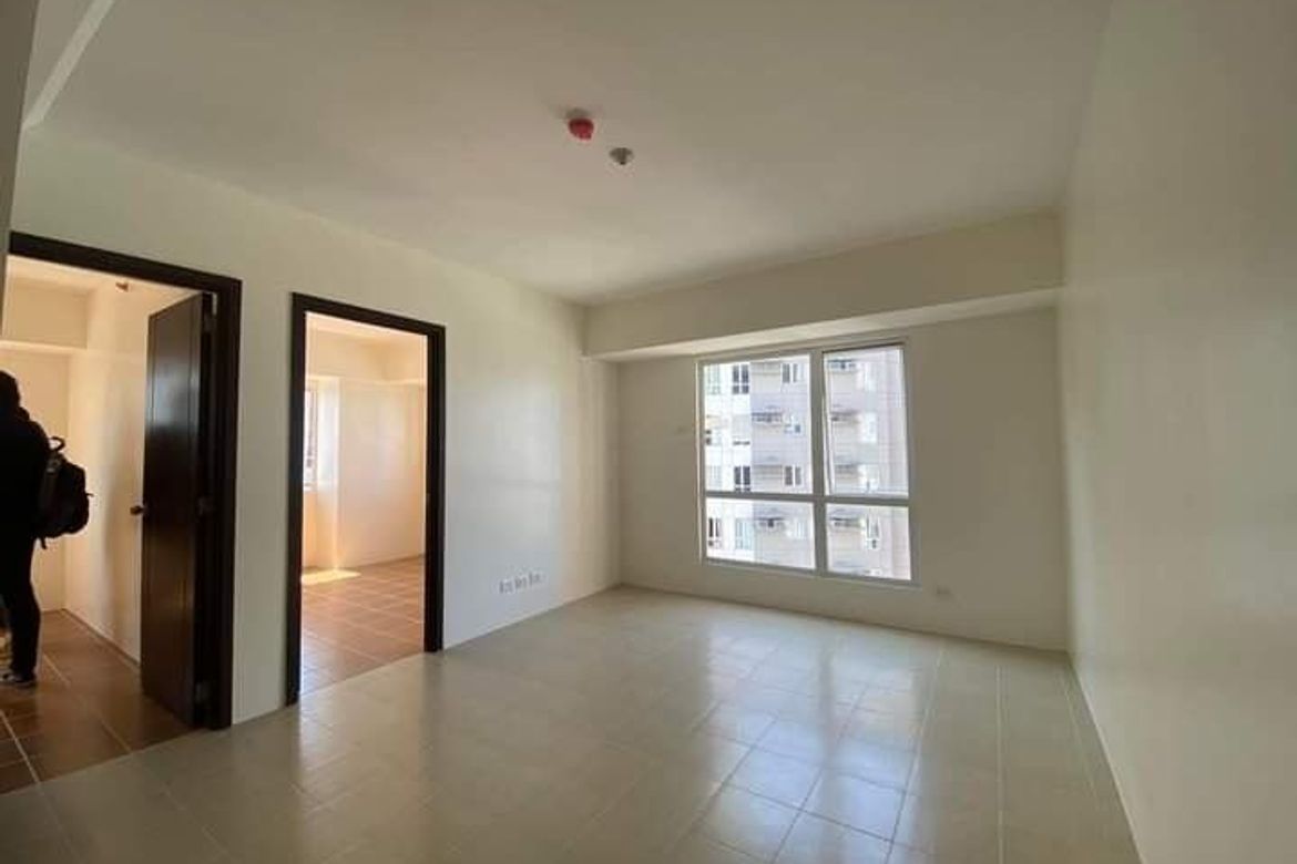 2 Bedroom Condo for Sale in Pioneer Woodlands, Barangka Ilaya, Mandaluyong, Metro Manila near MRT-3 Boni – photo 7